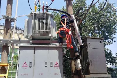 萊西供電公司對10千伏冷庫線變壓器進(jìn)行增容