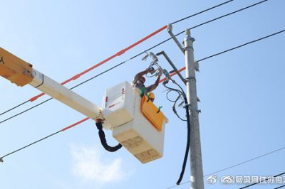 建湖縣供電公司組織員工開(kāi)展帶電作業(yè)現(xiàn)場(chǎng)實(shí)訓(xùn)