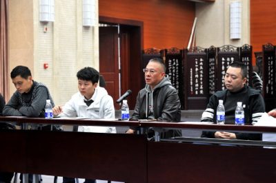 重慶市區(qū)供電公司優(yōu)化營商環(huán)境客戶座談會(huì)