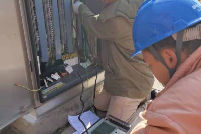 500千伏上黨變開展斷路器小修預(yù)試工作
