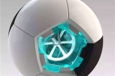 踢足球也能發(fā)電，趕緊動起來~