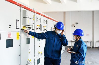 110千伏澄波湖變電站進(jìn)行“聽(tīng)診”巡視