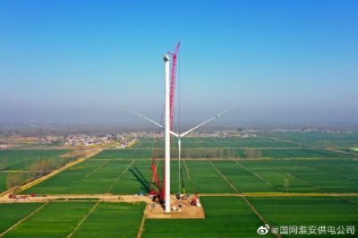 漣水縣六塘河公興河風(fēng)電場安裝風(fēng)力發(fā)電機(jī)組