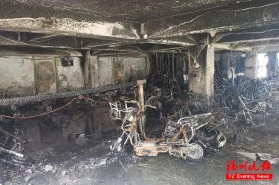 突發(fā)！100多輛電動(dòng)車被燒毀！