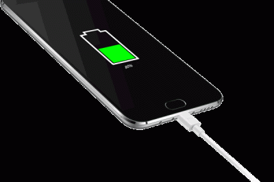 手機充電先插手機還是先插電源？你做對了嗎？