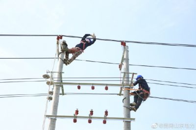 楊樓鎮(zhèn)孟寨1號(hào)機(jī)井臺(tái)區(qū)進(jìn)行臺(tái)架制作安裝工作