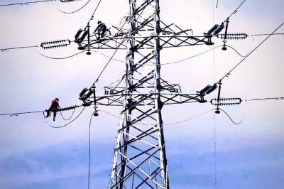 國網(wǎng)湖州供電公司圓滿完成上半年主網(wǎng)建設(shè)任務(wù)