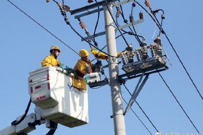 10千伏鄧王線19號(hào)桿1號(hào)開關(guān)PT引線斷線故障進(jìn)行帶電消缺