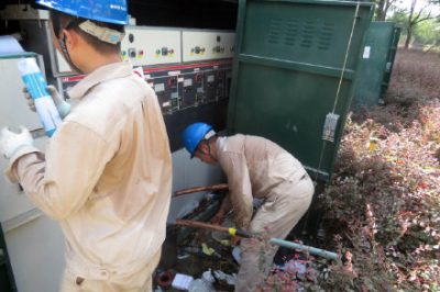 敷設桃園里10千伏接入工程配電房高低壓柜等進線電纜及其它附屬設備