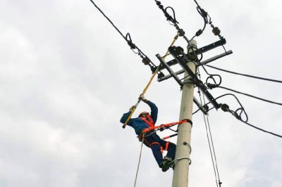 10千伏愛國線45號桿分界斷路器因故斷開