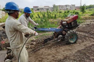 高港區(qū)金港南路敷設電纜