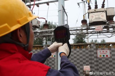 對變電站設(shè)備進行全方位排查整改