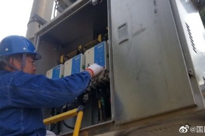 對(duì)漳頭村商戶集中區(qū)域低壓線路、臺(tái)區(qū)配變等進(jìn)行排查消缺