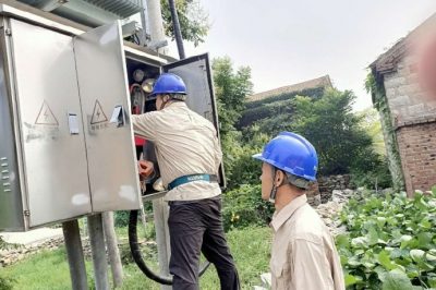 到西相村4號變，西相3號變進(jìn)行設(shè)備運(yùn)行隱患排查預(yù)控