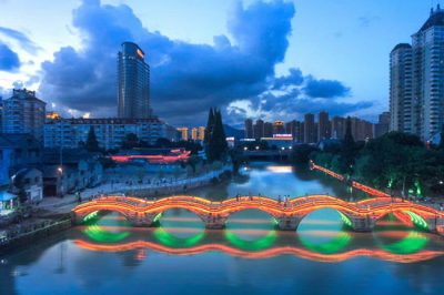 黃巖區(qū)官河古道工程的基礎(chǔ)土建、線路改接、開關(guān)站改造等進(jìn)入收尾階段