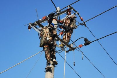 10千伏堯方頭561線路升級(jí)電網(wǎng)、立桿架線