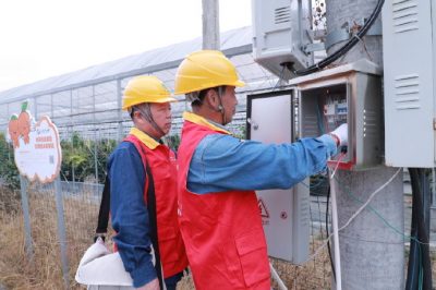 宣傳電力設(shè)施保護，講解安全用電知識