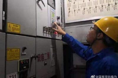 保電小哥走進全縣5個35千伏變電站展開特巡