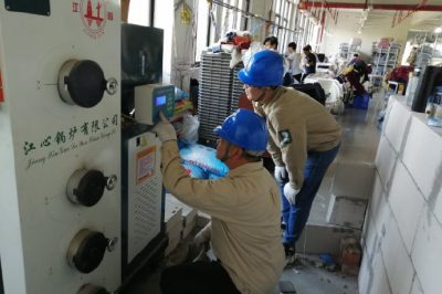 “雙十一”購物熱 供電人服務忙